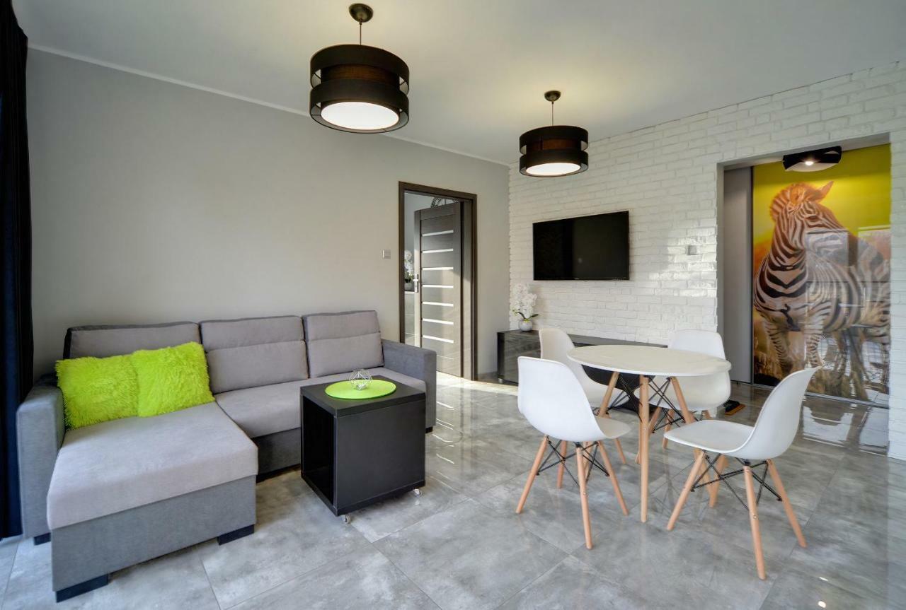 קרפאז' Apartament Sun & Ski Willa K2 Black & White מראה חיצוני תמונה